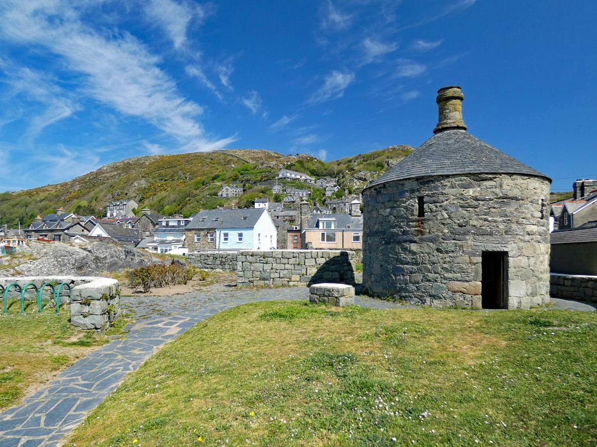 Bryn Melyn Apartments Barmouth Exterior photo