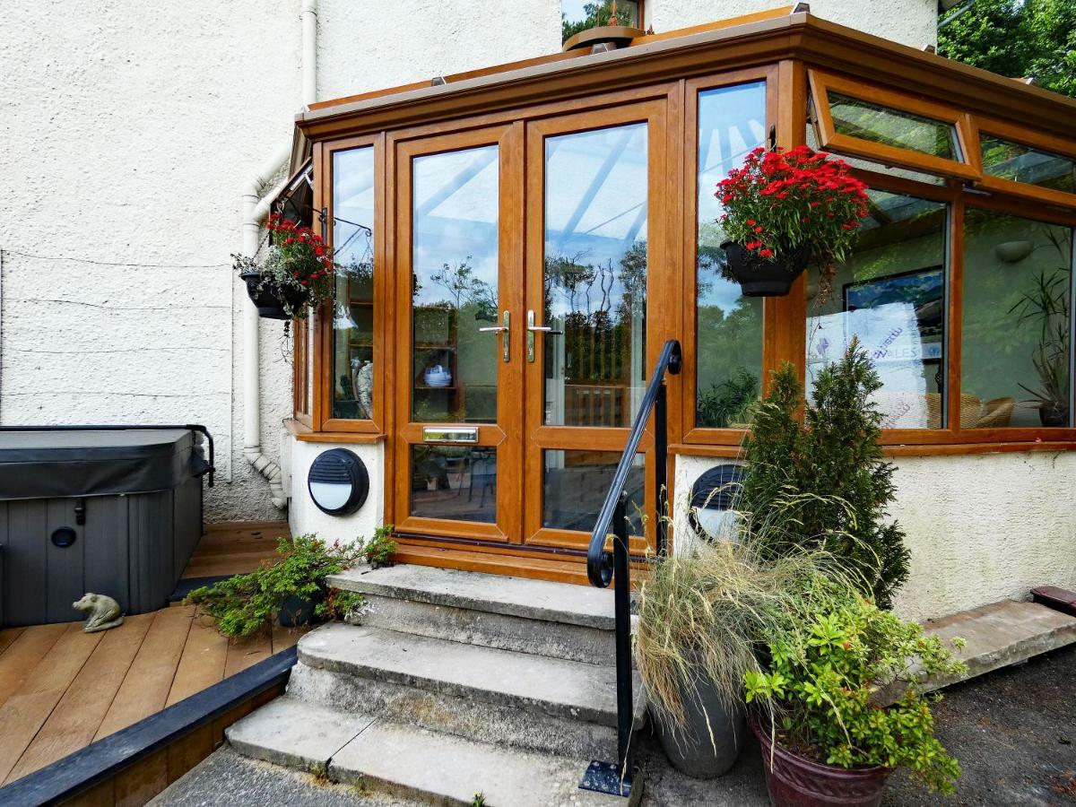 Bryn Melyn Apartments Barmouth Exterior photo